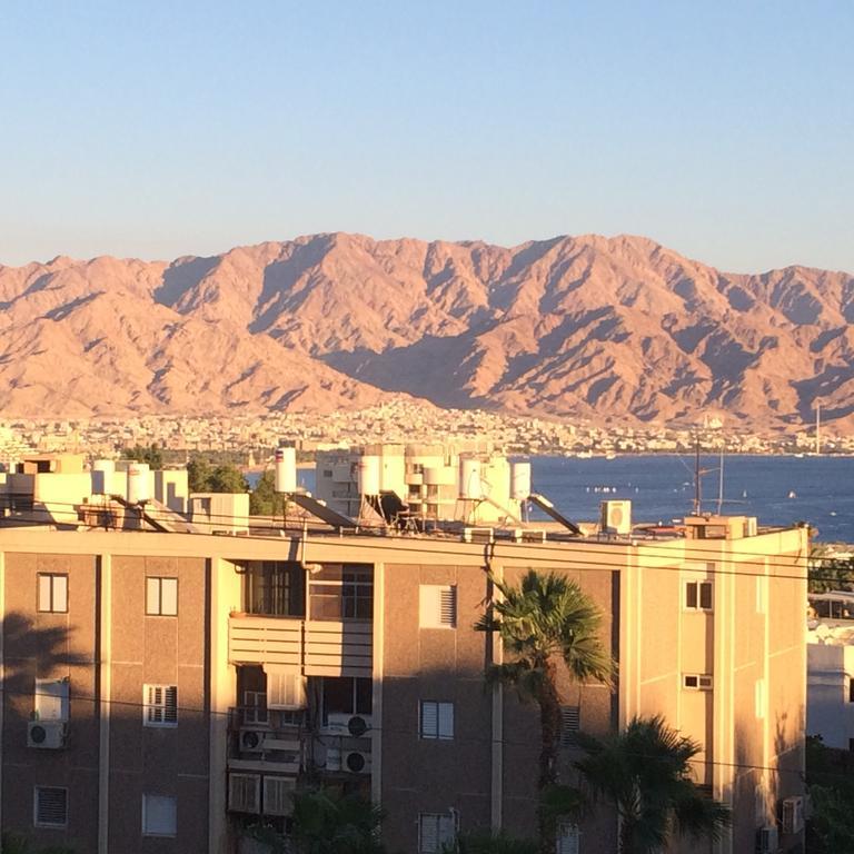 Avi'S Suites Eilat Exterior foto