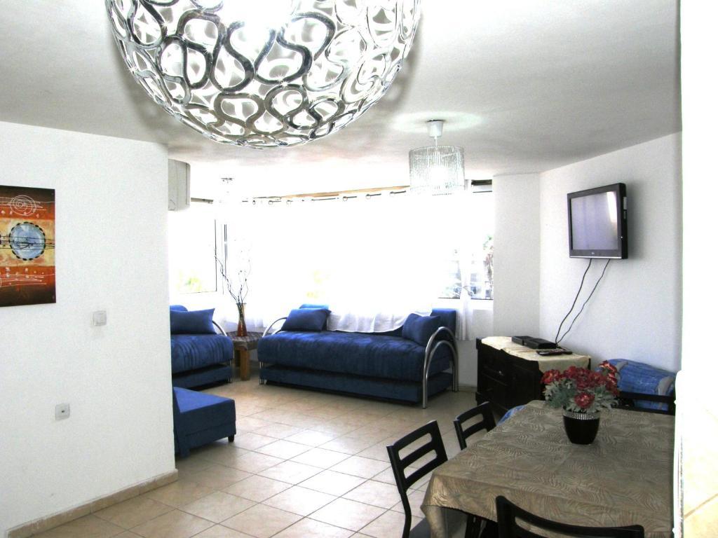 Avi'S Suites Eilat Exterior foto