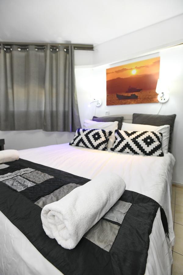 Avi'S Suites Eilat Exterior foto